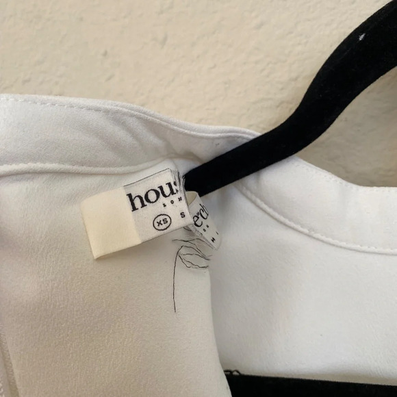 HOUSE OF CB 'Charlize' White Crystal Trim‎ Dress/Size XS NWOT - Picture 16 of 16